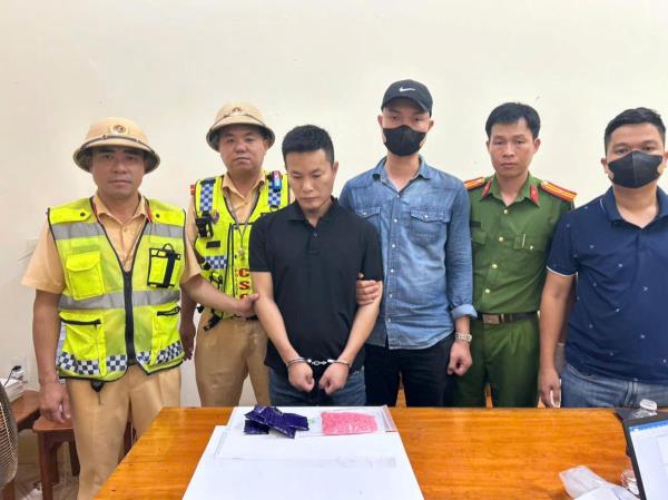 Bắt giữ vụ vận chuyển ma túy với số lượng lớn từ Lào về Việt Nam tiêu thụ