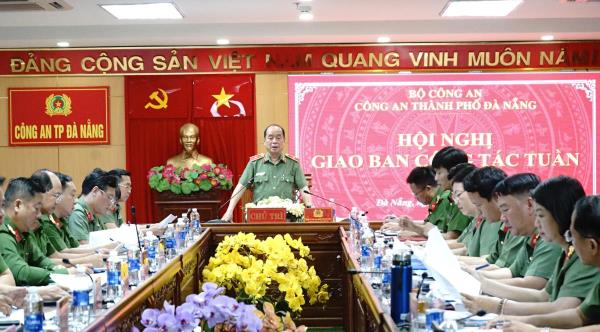 Quyết liệt đấu tranh tội phạm, giữ vững ổn định địa bàn