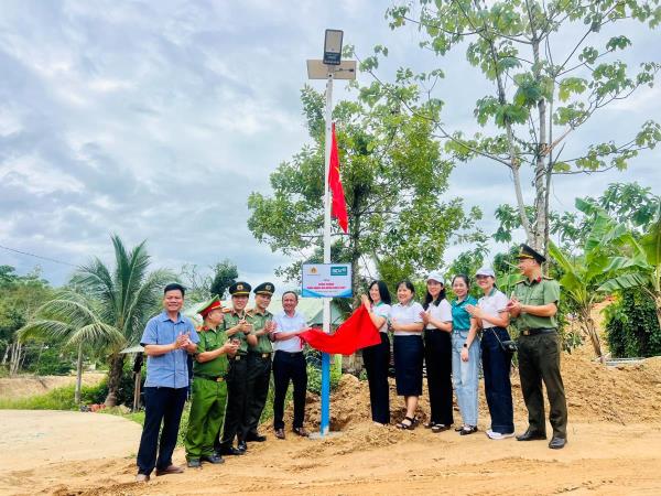 Nghĩa tình nơi biên giới Đắc Pring
