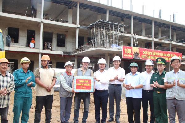 Những ngôi trường trong mơ của học sinh vùng biên