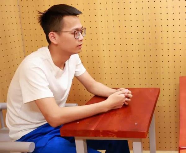 Lập nhiều tài khoản Facebook ảo lừa đổi tiền Việt Nam - Hàn Quốc, chiếm đoạt hàng trăm triệu đồng