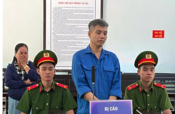 Lừa bán đất thừa kế cho nhiều người, hai bị cáo nhận án tù