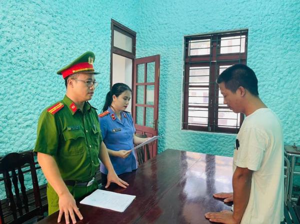 Con nghiện kiêm con buôn ma túy