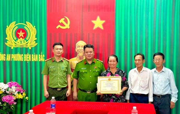 Tuyên dương công dân có hành động đẹp