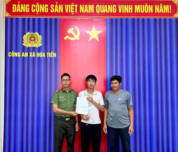 Tình nguyện thực hiện nghĩa vụ tham gia Công an nhân dân