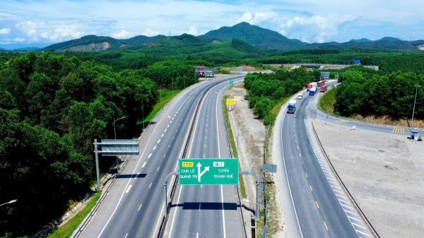 Xe không được lưu thông ban đêm trên cao tốc Cam Lộ - La Sơn từ 10-7