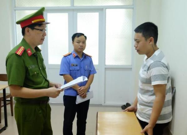 Bán tinh dầu độc hại