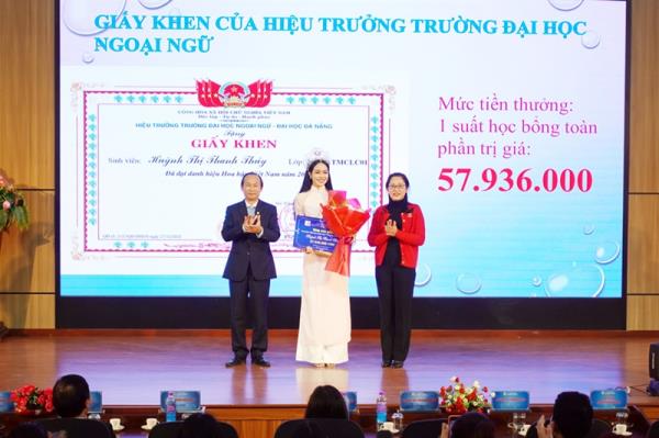 Tuyên dương, khen thưởng sinh viên đăng quang Hoa hậu Việt Nam 2022