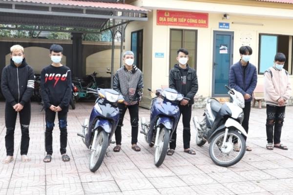 Quái xế lộ diện