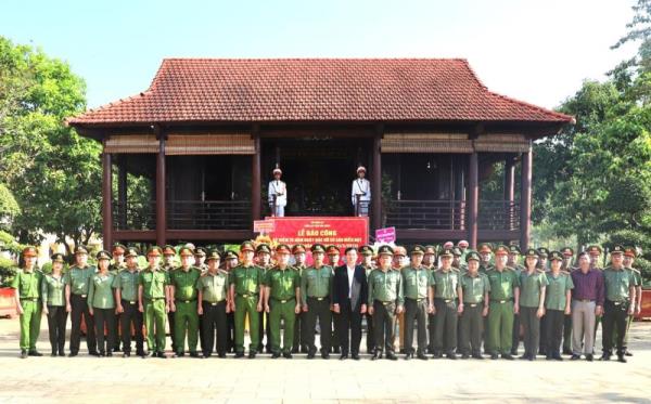 Công an Đắk Nông tổ chức Lễ báo công dâng Bác