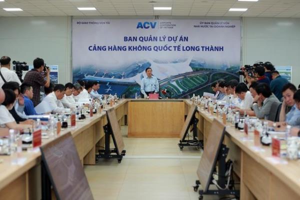 Khẩn trương báo cáo đầy đủ về nhà ga sân bay quốc tế Long Thành