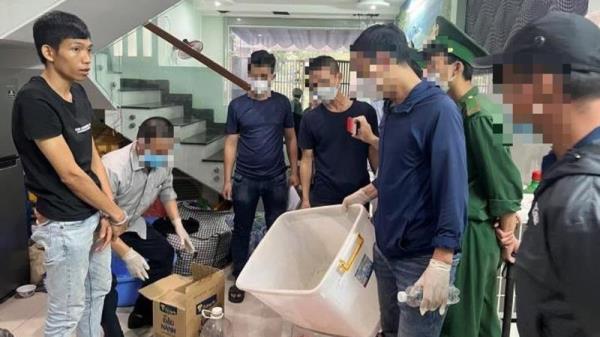 Triệt xóa một ổ sản xuất thảo mộc tẩm ma túy