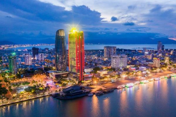 Trải nghiệm sang chảnh tại khách sạn 5 sao đầu tiên của Đà Nẵng chỉ với... 10.000 đồng