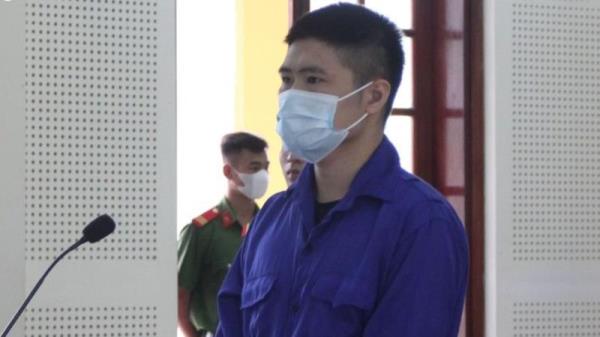 Đạo chích ngay sát vách