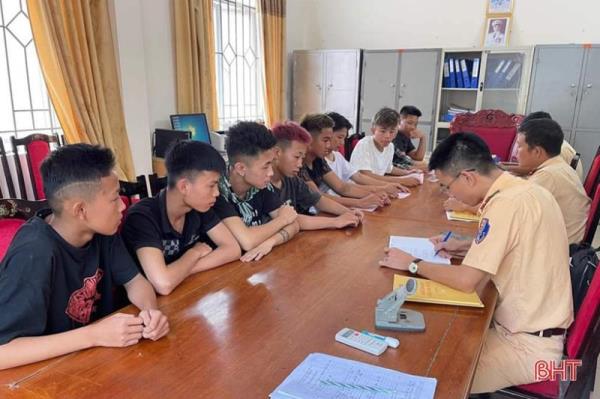 Mời các tài năng lên... phường