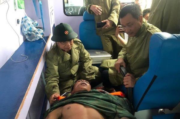 Video lời kể thuyền viên nhiều giờ ôm phao hàng hải giữa sóng dữ vụ tàu cá gặp nạn