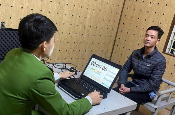 Đột nhập nhà hàng xóm, phá két sắt trộm vàng