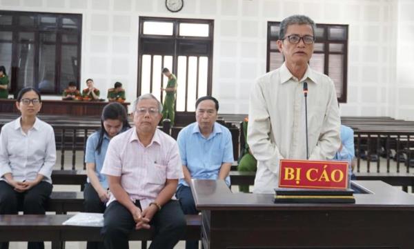 Sai phạm tại dự án đường Trung tâm hành chính Nam Giang, nhiều cựu cán bộ lãnh án