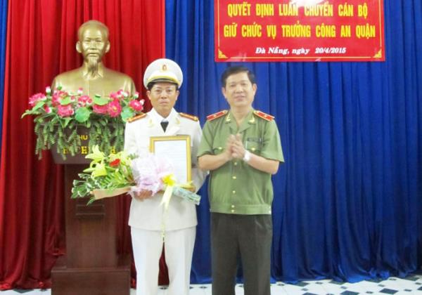 Công bố quyết định luân chuyển cán bộ