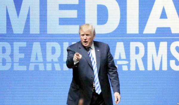 Tổng thống Trump chọc giận Anh, Pháp